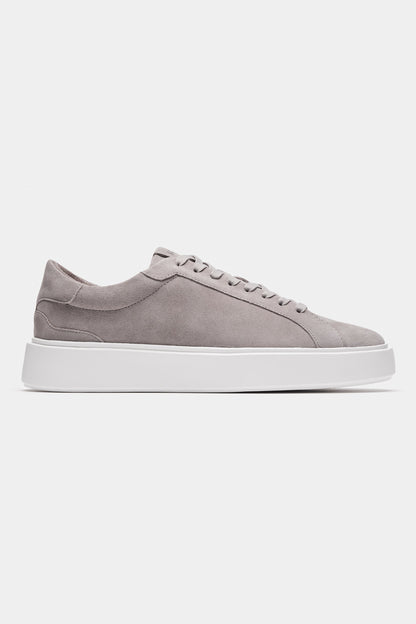 LAS CLÁSICAS ZAPATILLAS DE ANTE