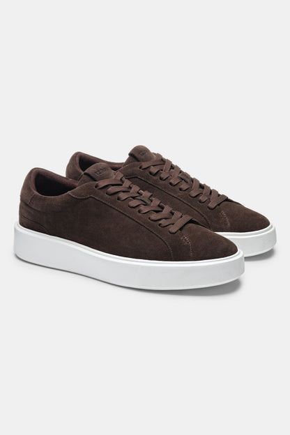 LAS CLÁSICAS ZAPATILLAS DE ANTE