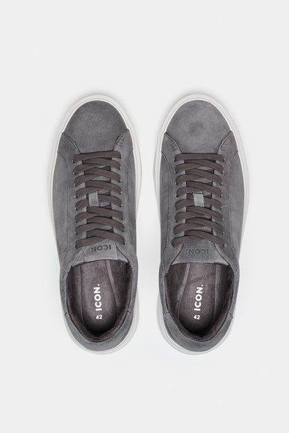 LAS CLÁSICAS ZAPATILLAS DE ANTE