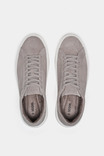 LAS CLÁSICAS ZAPATILLAS DE ANTE