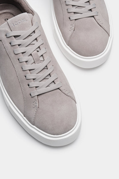 LAS CLÁSICAS ZAPATILLAS DE ANTE