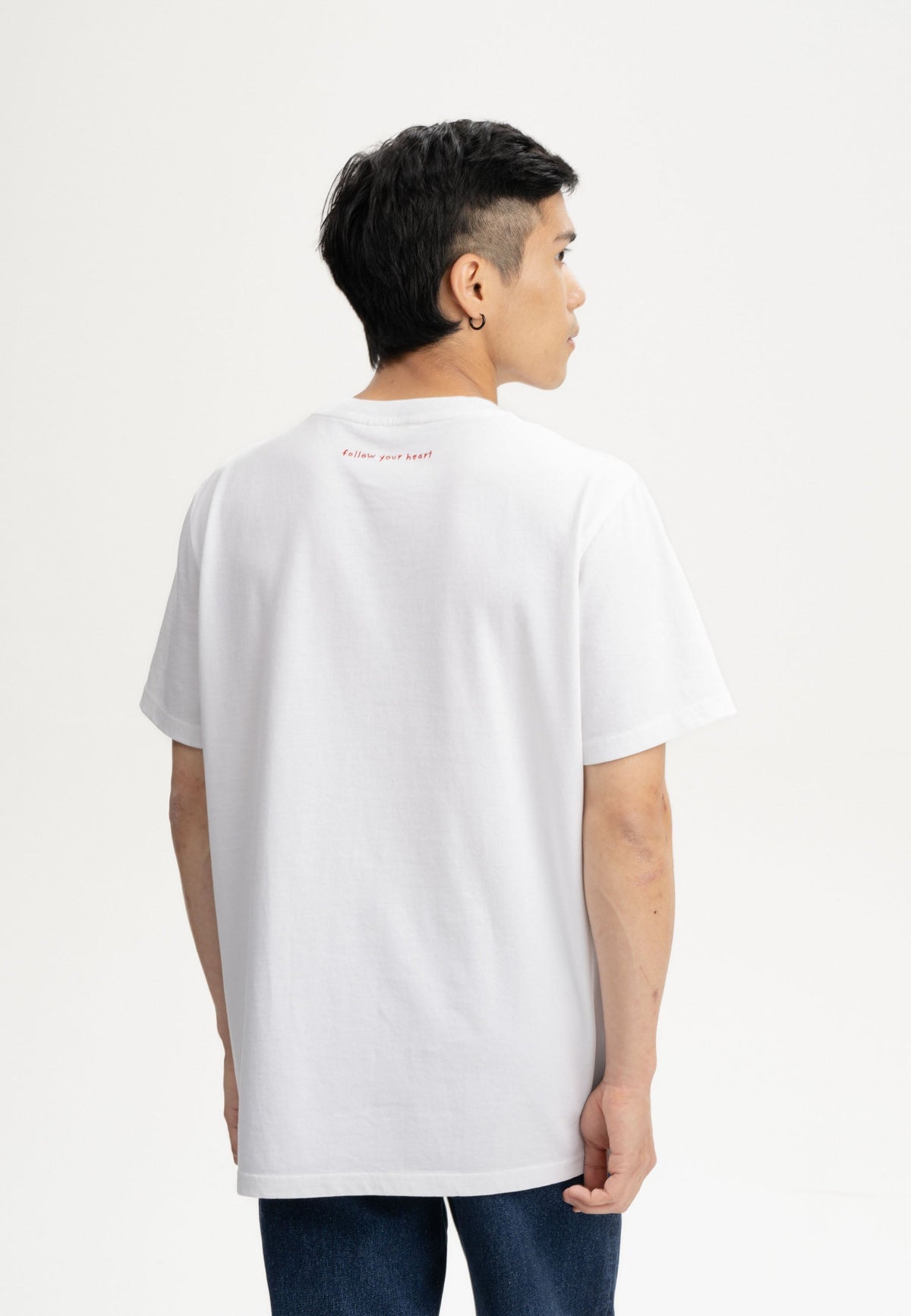 Camiseta gruesa estilo PRAVIN con bordado