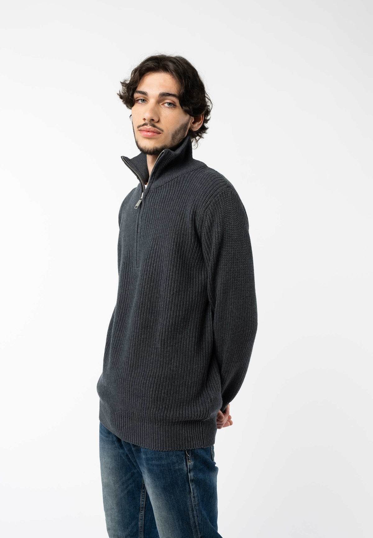 Jersey de punto acanalado estilo UDAI
